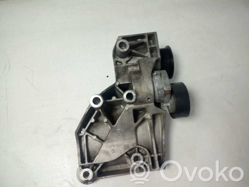Opel Insignia A Alternador 