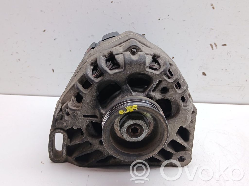 Renault Clio II Ģenerators 
