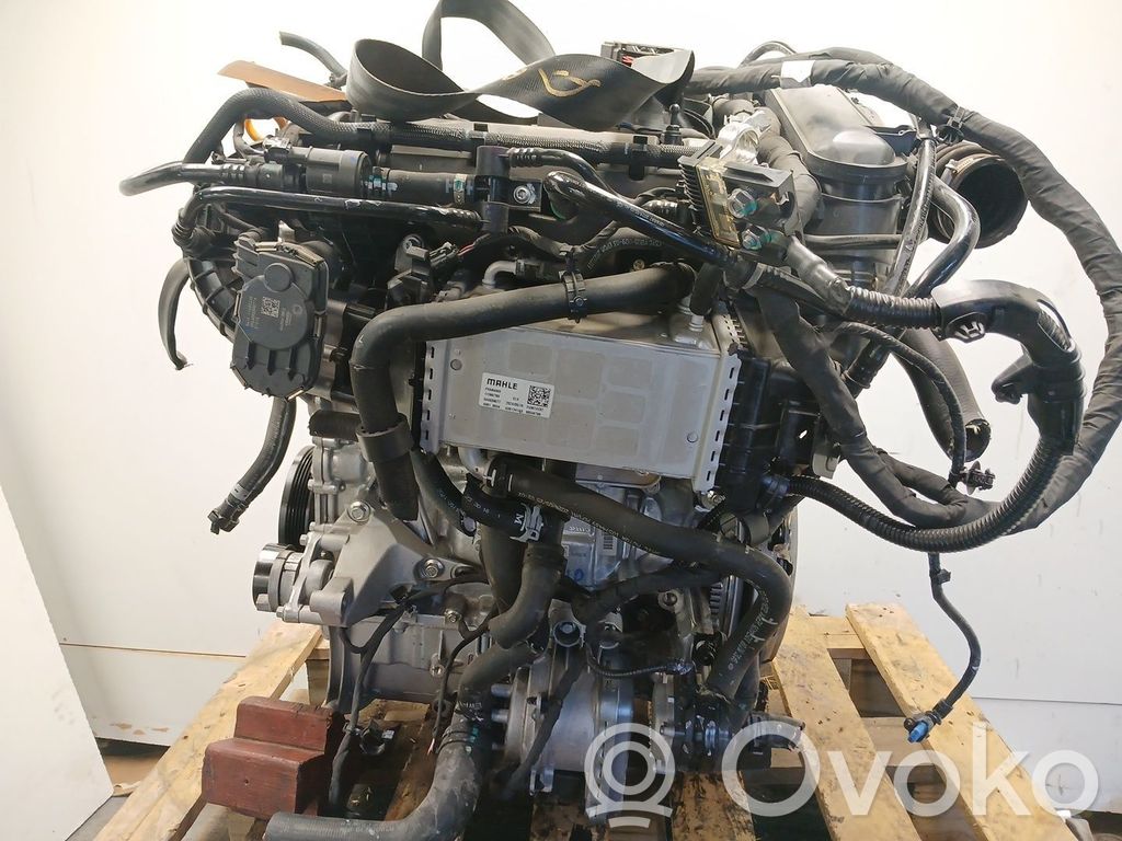 Двигатель   10475880