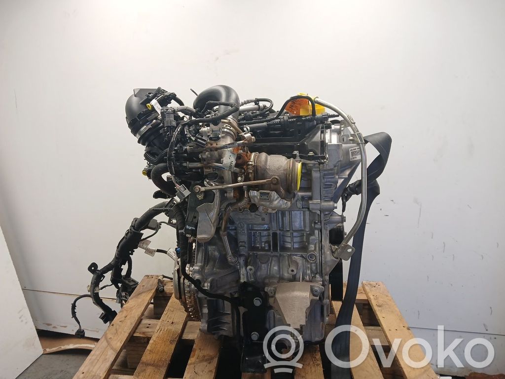 Engine   8201733030,VERE7900