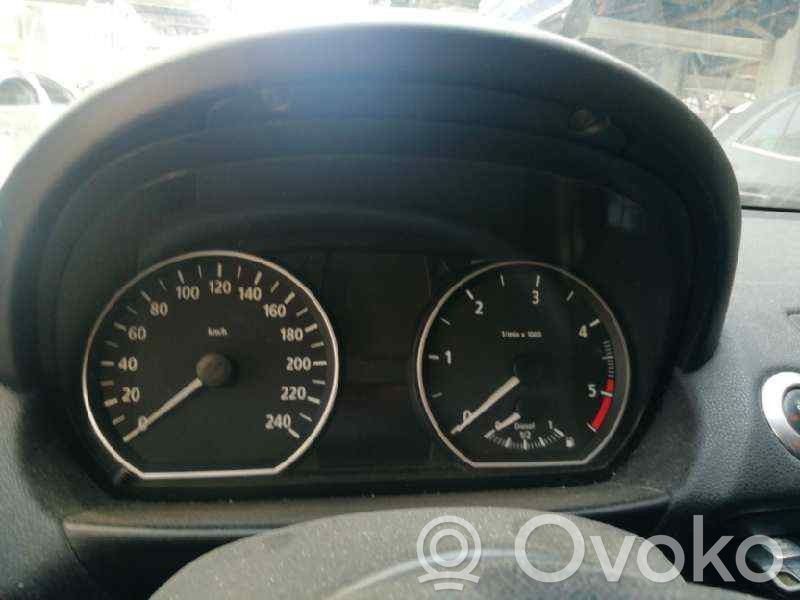 Speedometer (instrument cluster)   102495246
