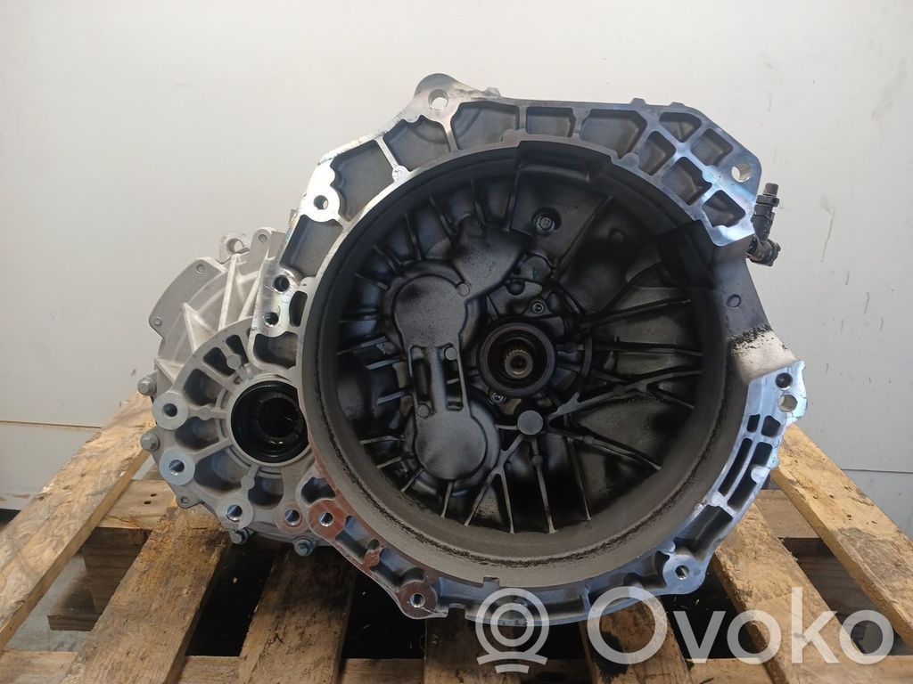 5 Gang Schaltgetriebe   139145AR6040166,103835SAGW