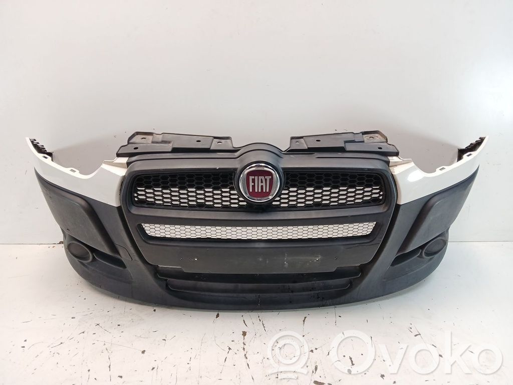 Fiat Doblo Paraurti anteriore 