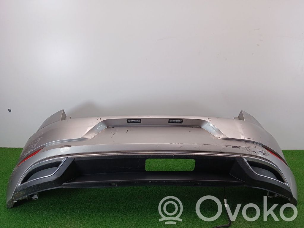 Volkswagen Golf SportWagen Parachoques