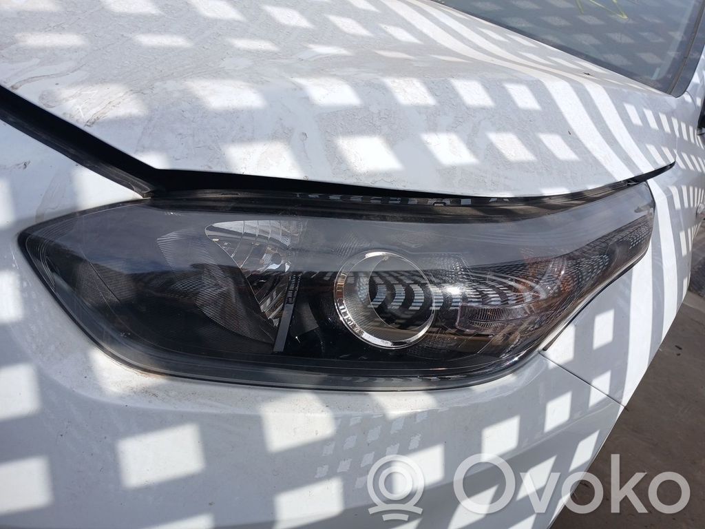 KIA Ceed Phare frontale 