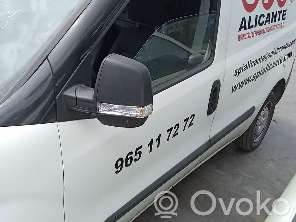 Opel Combo D Etuovi 