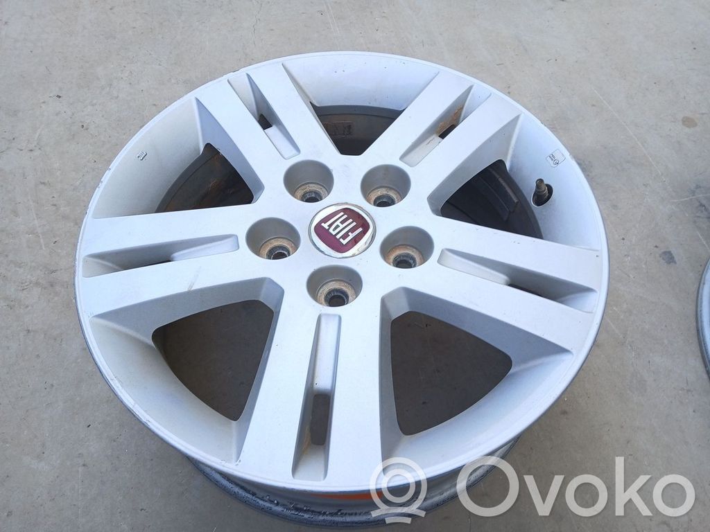 Fiat Freemont Cerchione in lega R18
