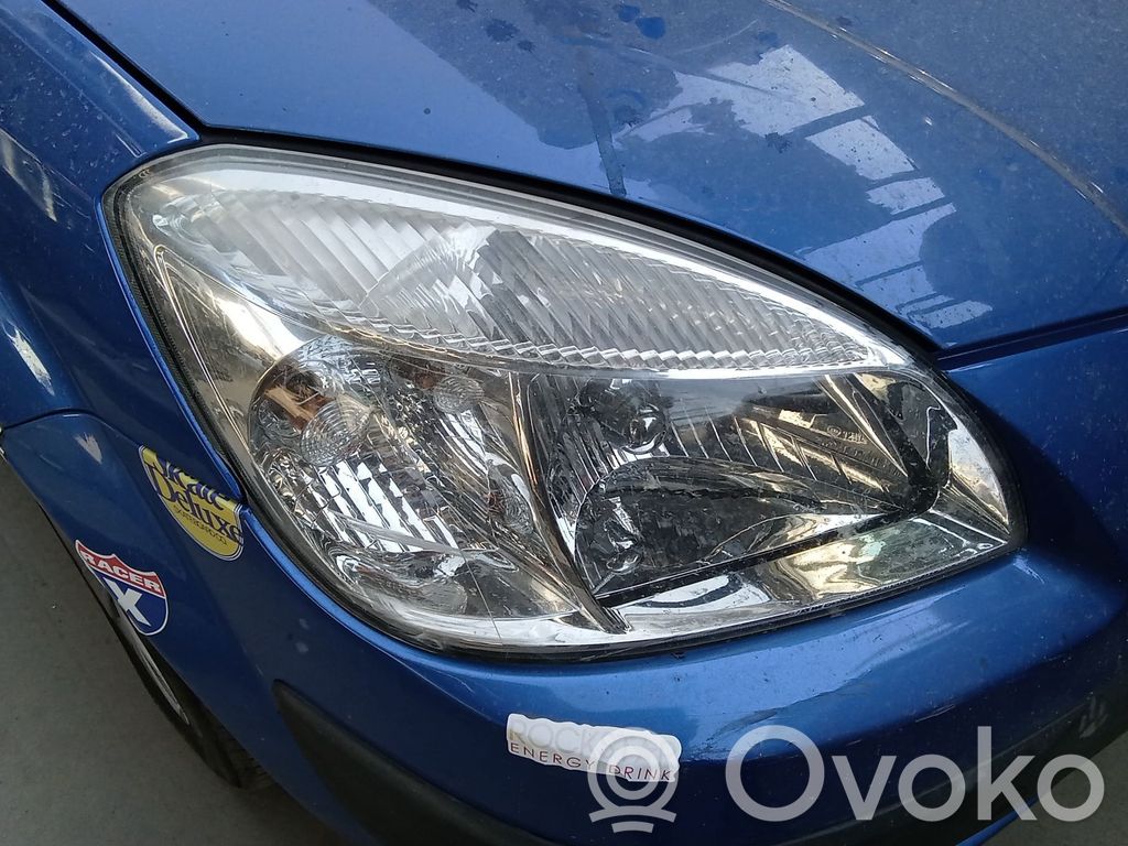 KIA Rio Faro/fanale