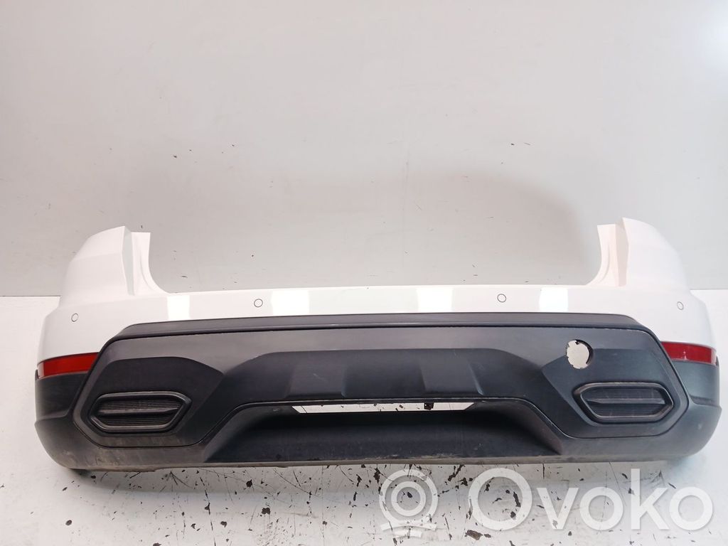 Seat Arona Parachoques