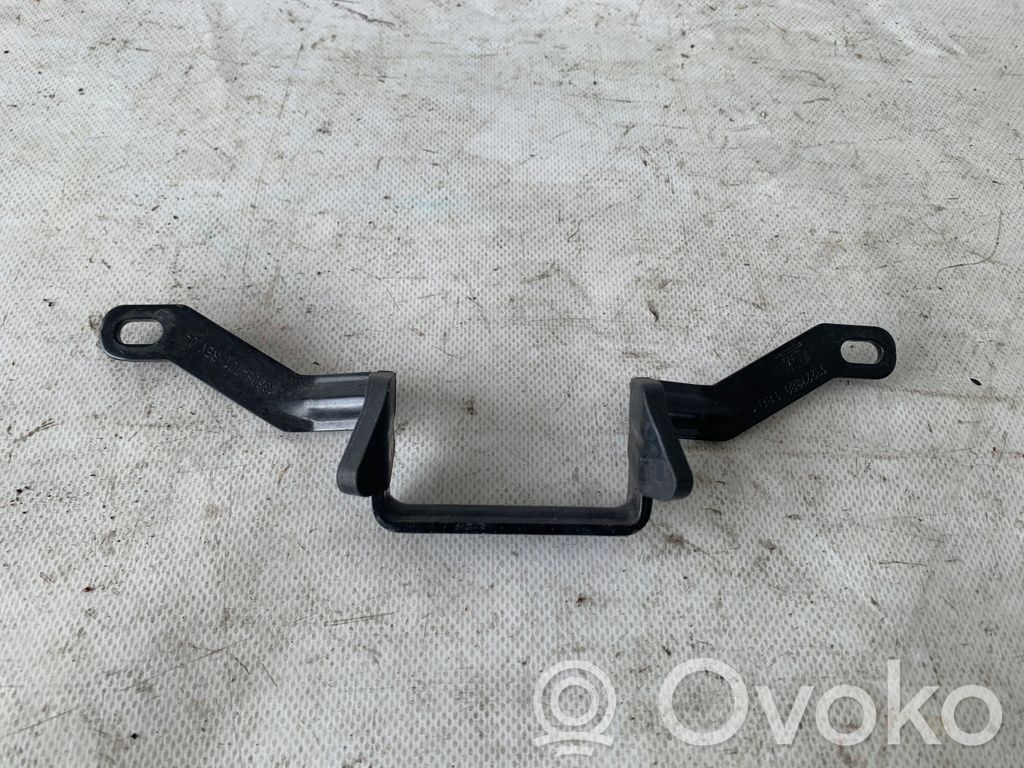 Opel Astra H Inne elementy wykończenia bagażnika 