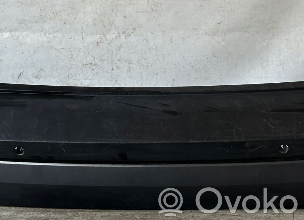 Skoda Karoq Moldura inferior del parachoques trasero 