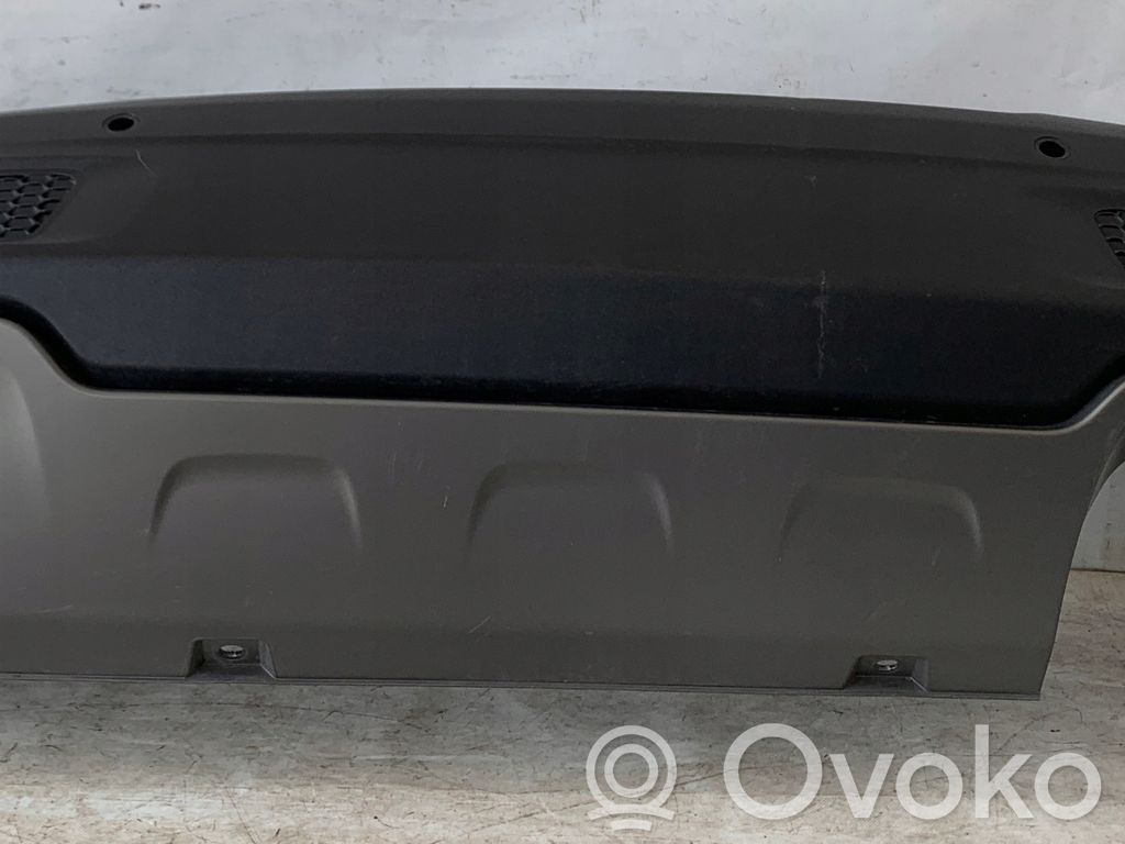 Jeep Renegade Moldura inferior del parachoques trasero 