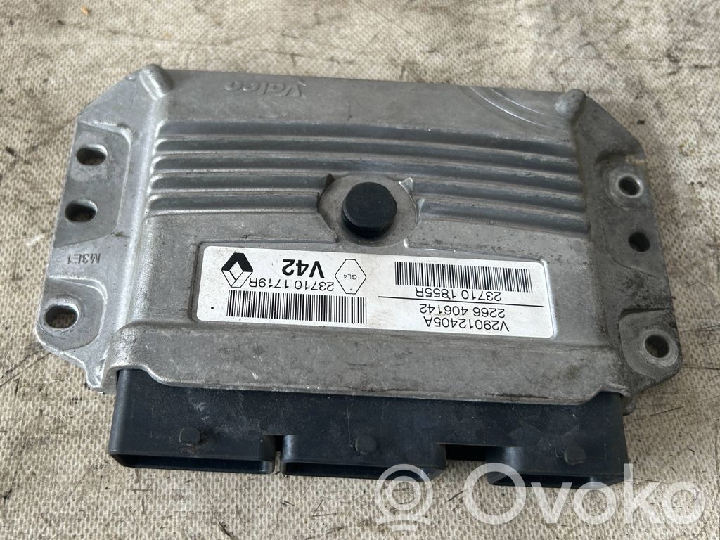 Renault Dacia Duster Engine control unit/module 