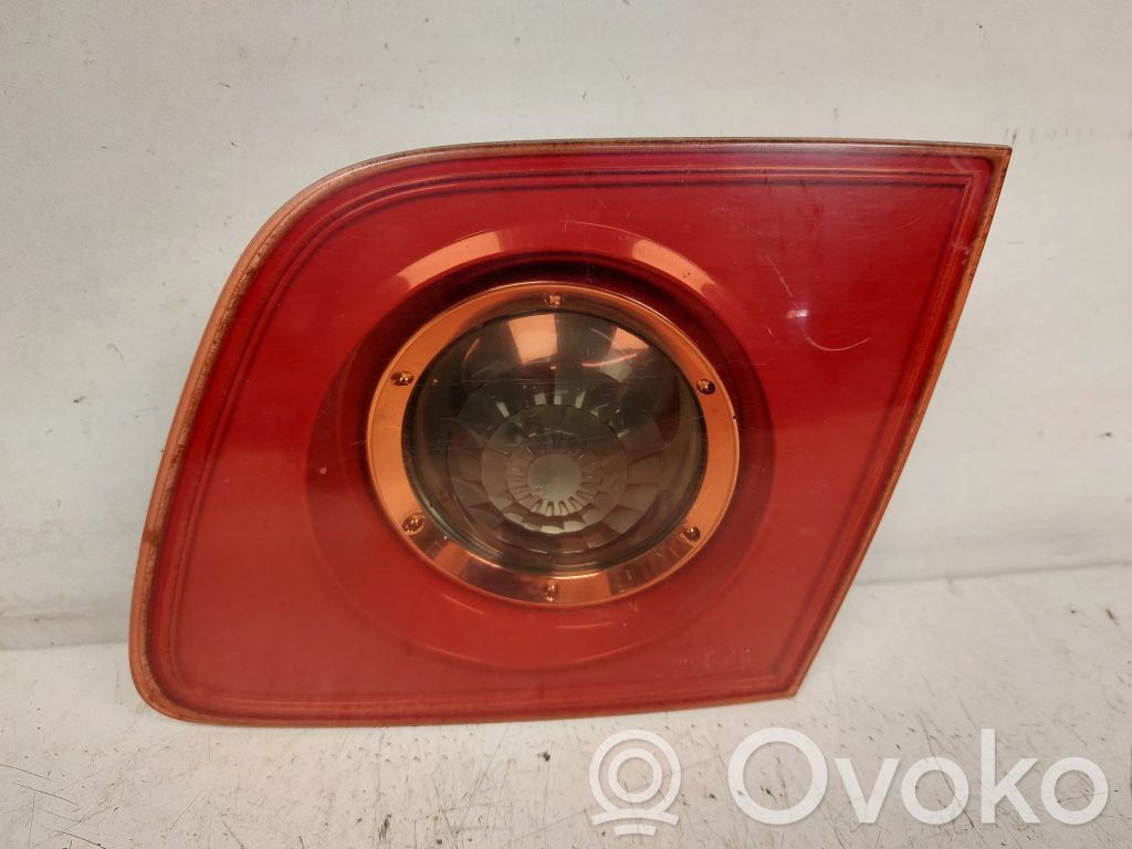 Mazda 3 I Takaluukun takavalot 