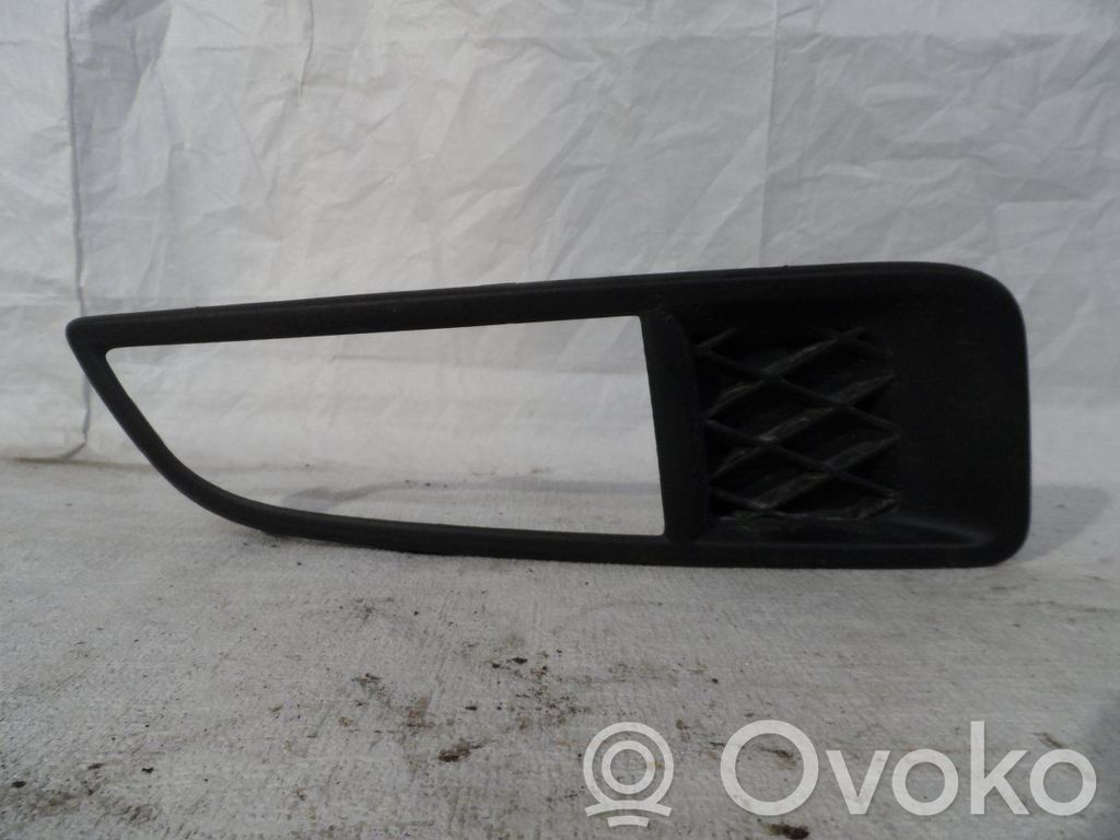 Mazda 2 Grilă inferioară bară față 