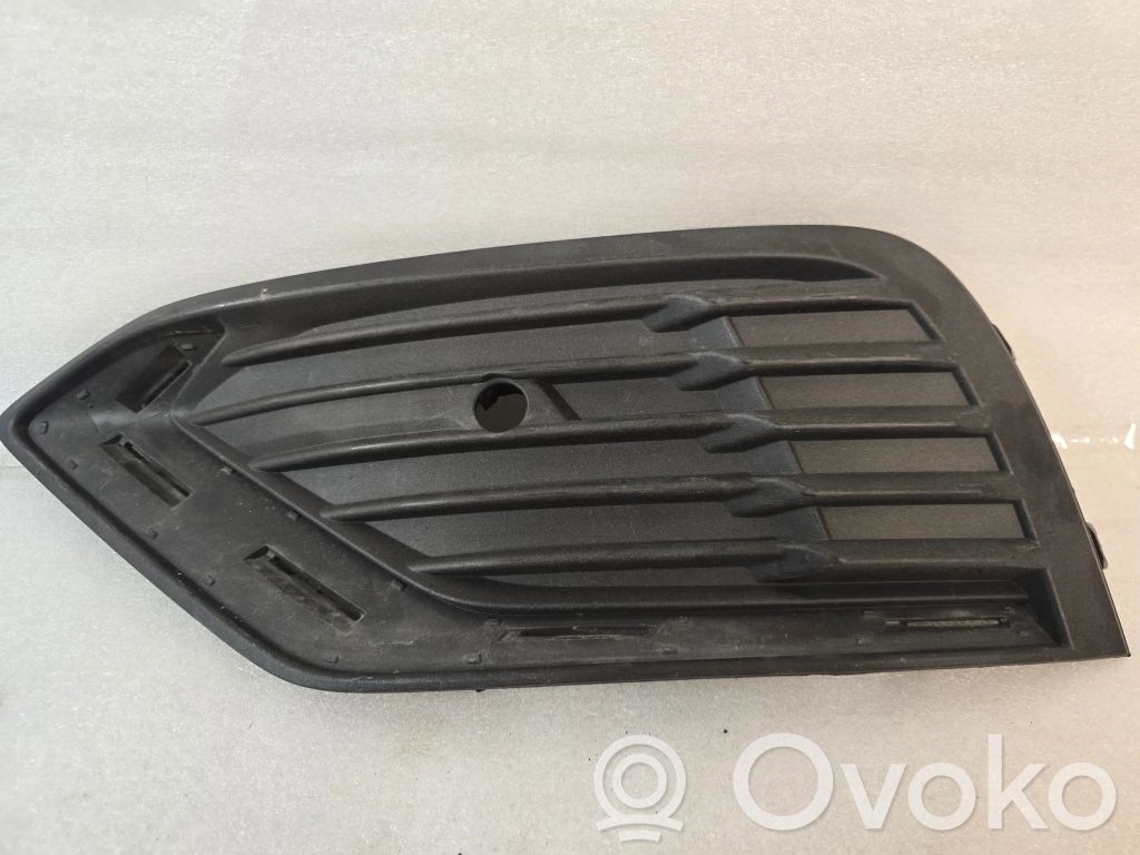 Volvo S60 Rejilla inferior del parachoques delantero 