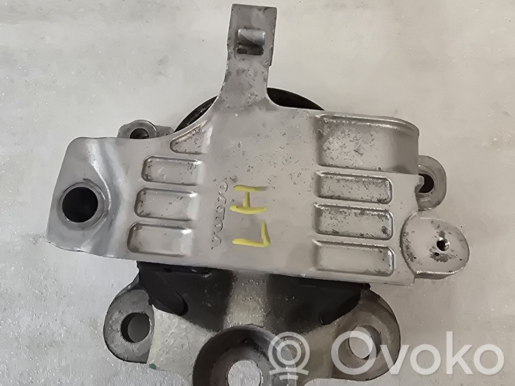 Volvo XC40 Gearbox mount 