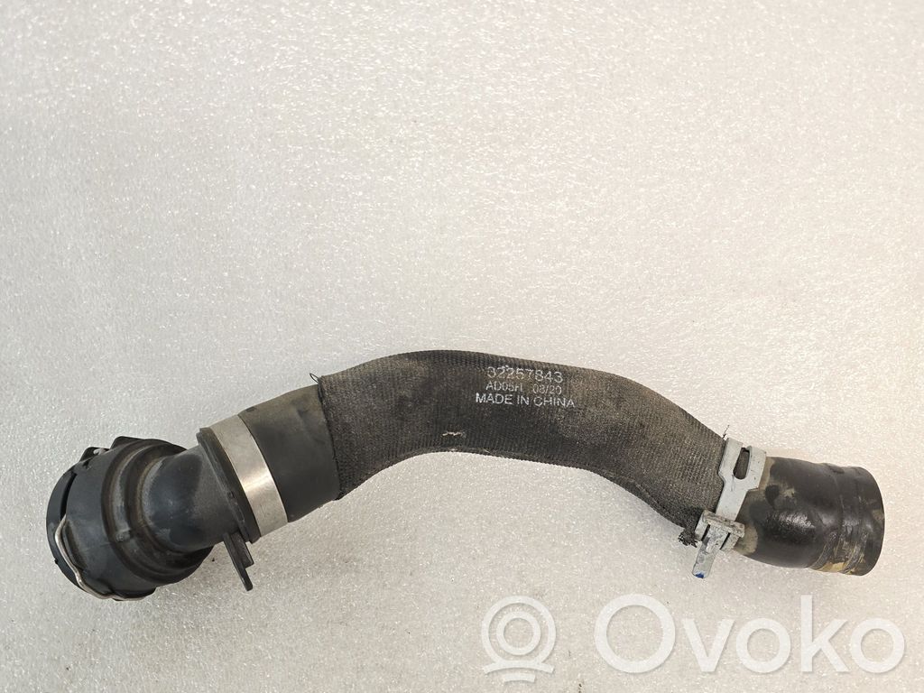 Volvo XC40 Engine coolant pipe/hose 
