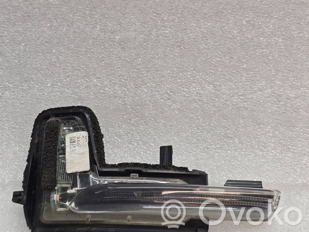 Volvo XC90 Mirror indicator light 