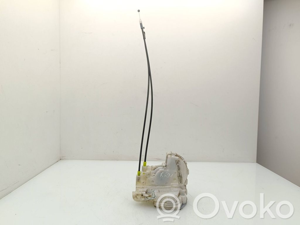 Suzuki Vitara (LY) Rear door lock 