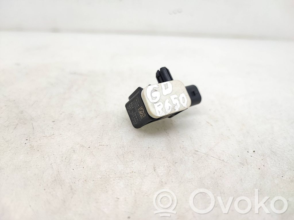 Audi A6 S6 C7 4G Airbag deployment crash/impact sensor 