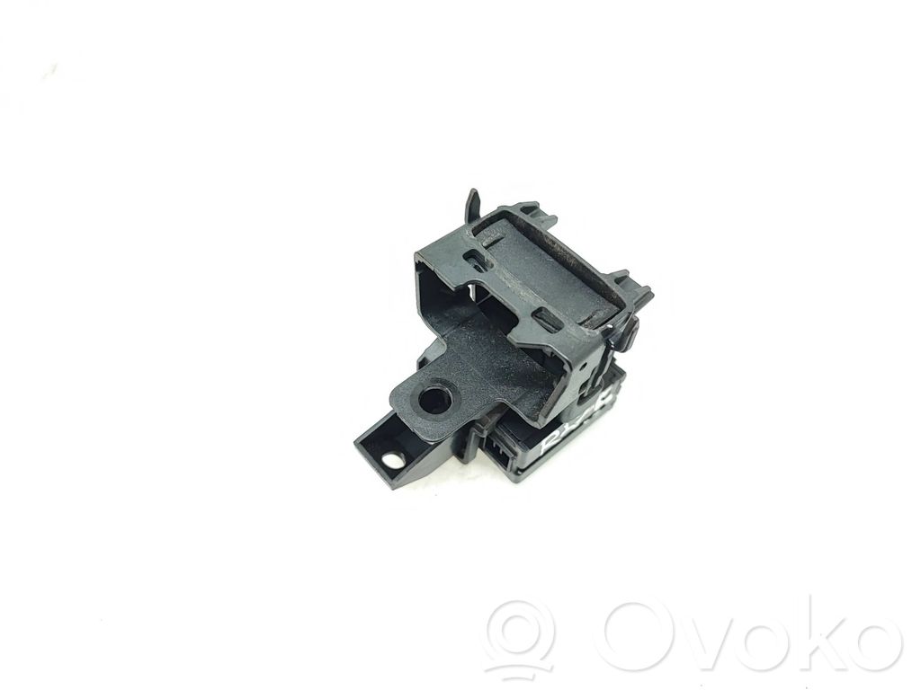 Volvo V40 Užvedimo kortelės skaitytuvas 