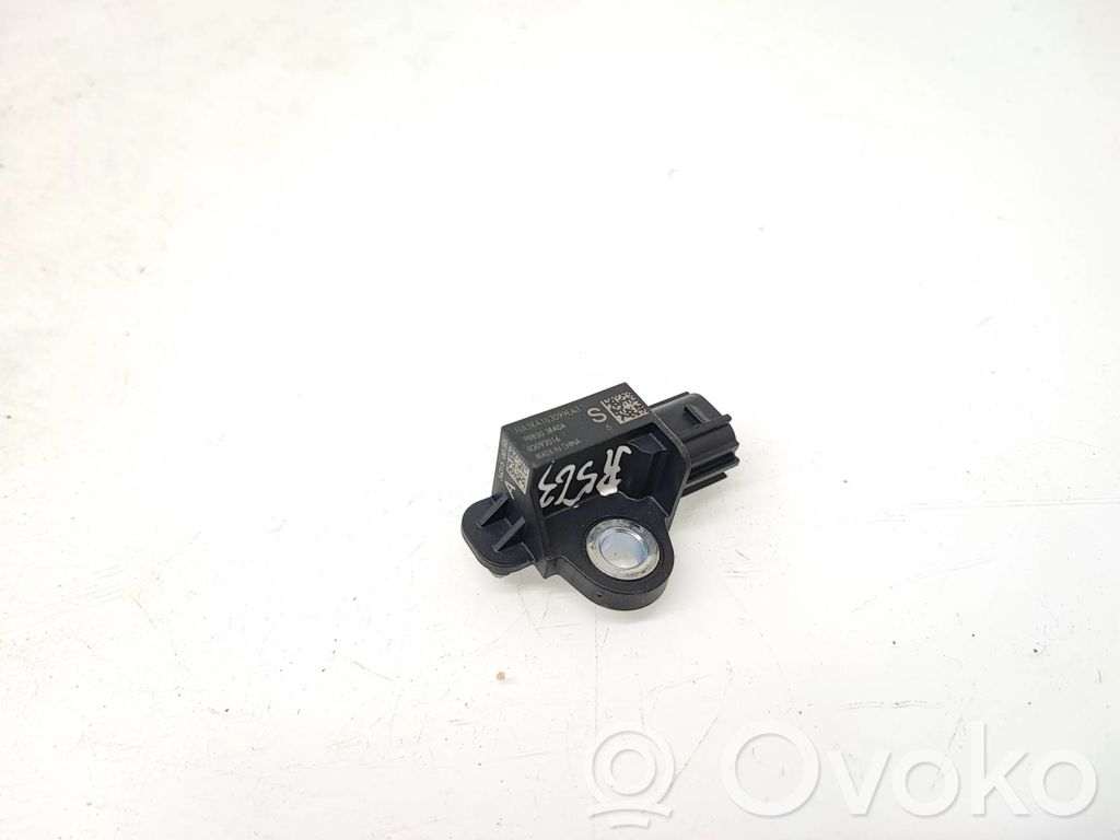 Nissan Qashqai Czujnik uderzenia Airbag 