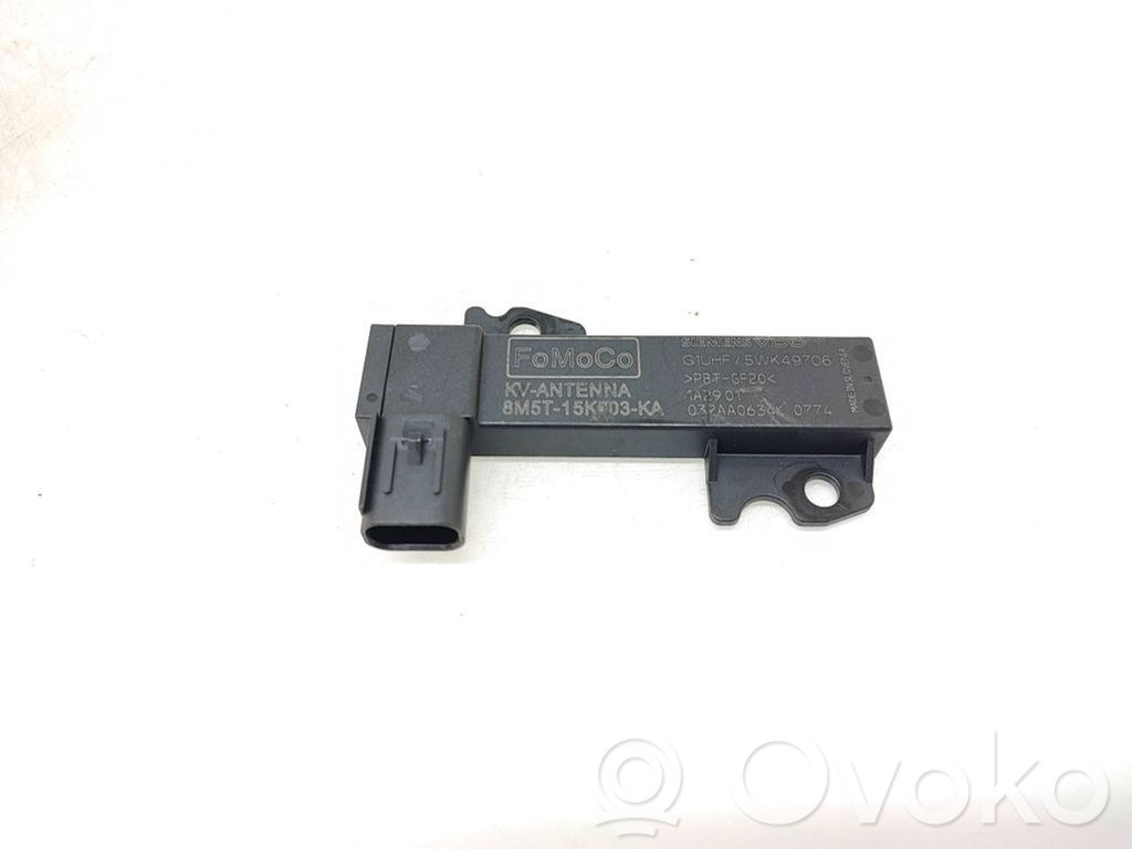 Ford Mondeo MK IV Aerial antenna amplifier 