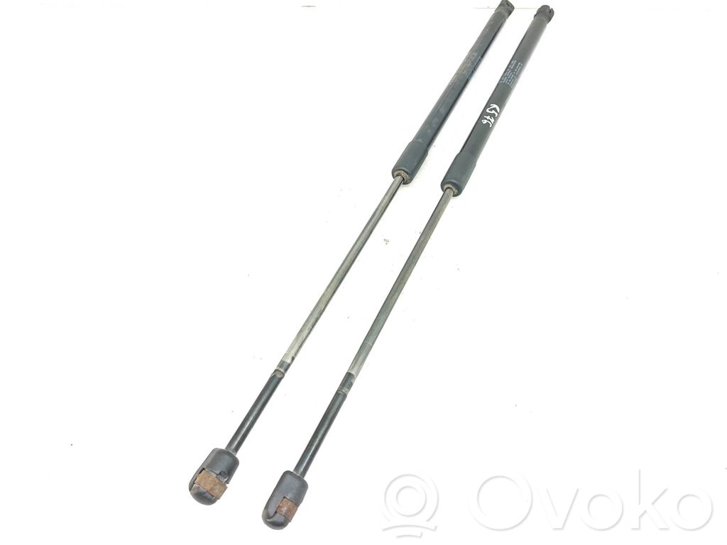 Volvo V40 Tailgate/trunk strut/damper 
