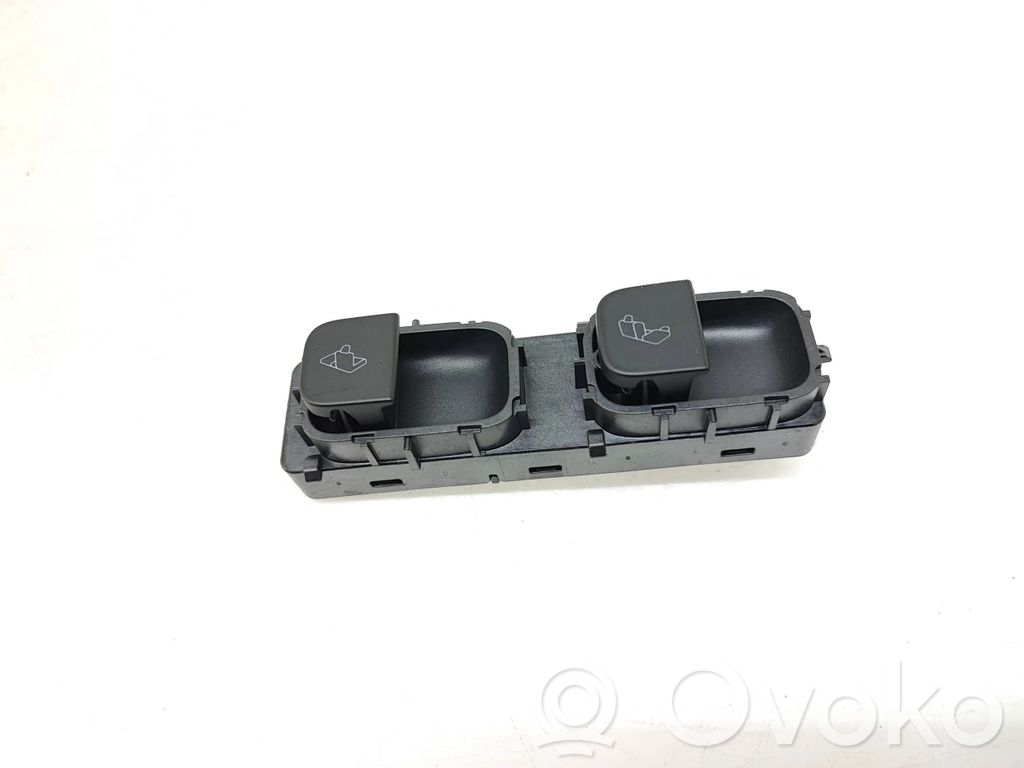 Tesla Model Y Other switches/knobs/shifts 