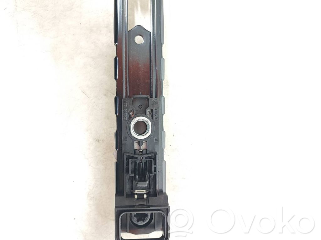 Silniczek regulacji pasów bezpieczeństwa   1068130C1B,640754100B,CZ722216300UV2