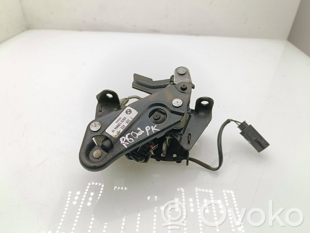BMW 7 F01 F02 F03 F04 Dzinēja pārsega slēdzene 