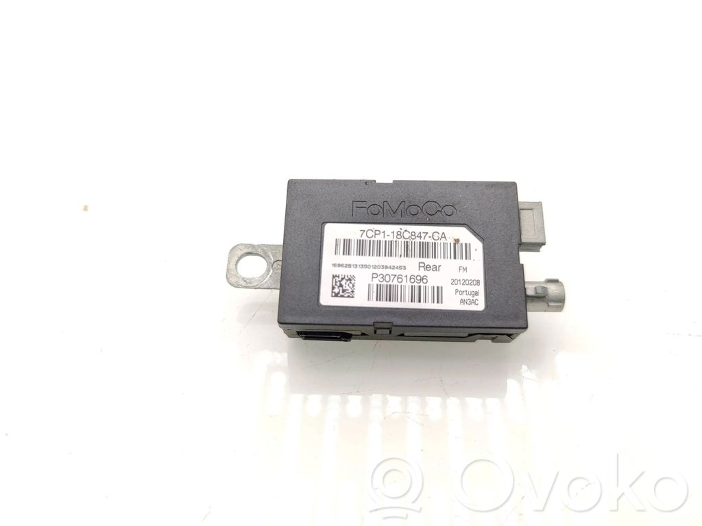 Volvo V60 Antenos stiprintuvas 