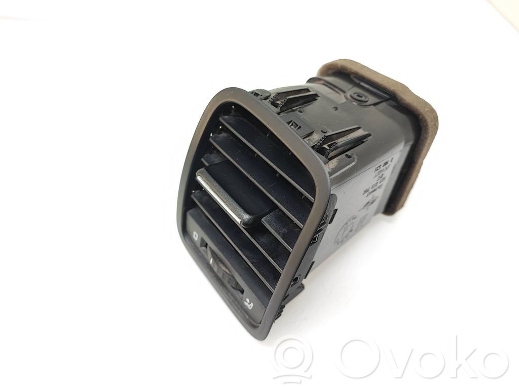 Skoda Yeti (5L) Grilă ventilație/ramă laterală bord 