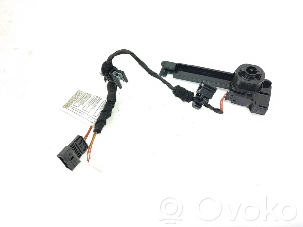 BMW 4 G22 G23 G24 G26 Glovebox shock absorber 