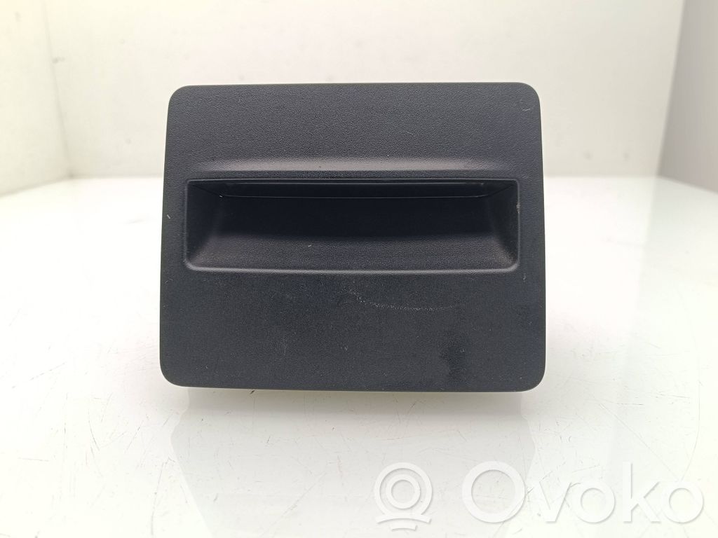 Skoda Octavia Mk3 (5E) Ashtray (rear) 