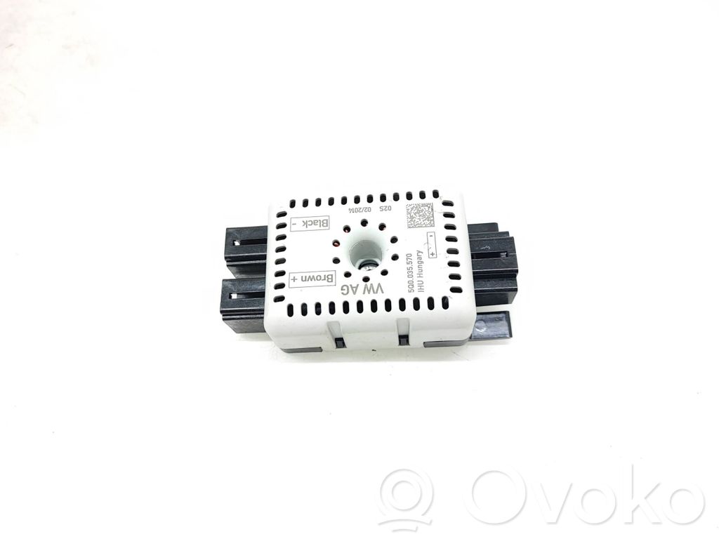 Volkswagen Golf VII Antenos stiprintuvas 