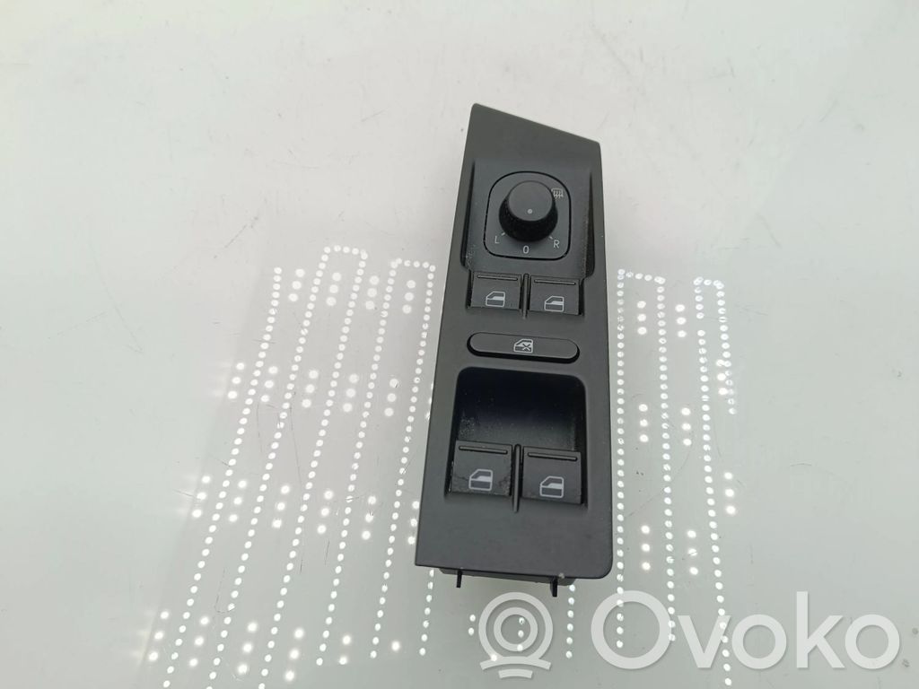 Volkswagen PASSAT B7 Electric window control switch 