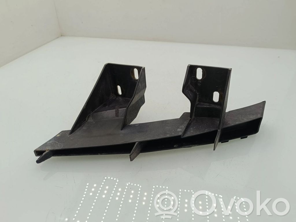 Audi Q7 4L Front bumper mounting bracket 