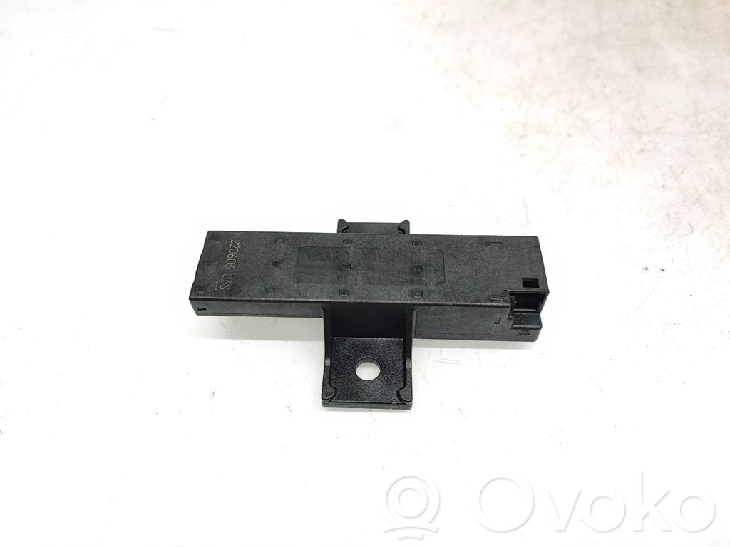 Volkswagen Touareg III Keyless (KESSY) go control unit/module 