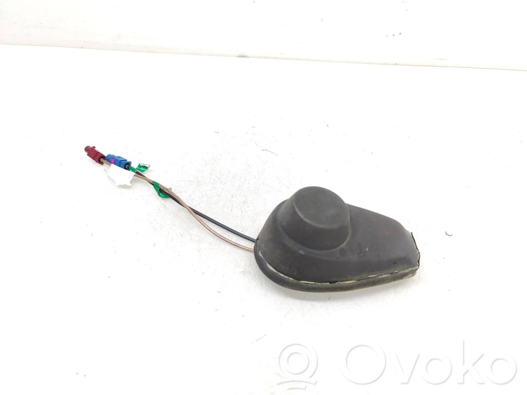 Volkswagen Multivan T5 Antena aérea GPS 