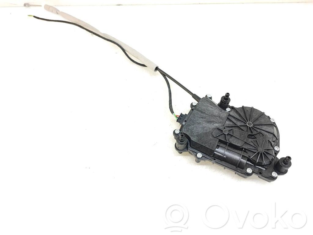 BMW i4 Tailgate/trunk/boot lock/catch/latch 