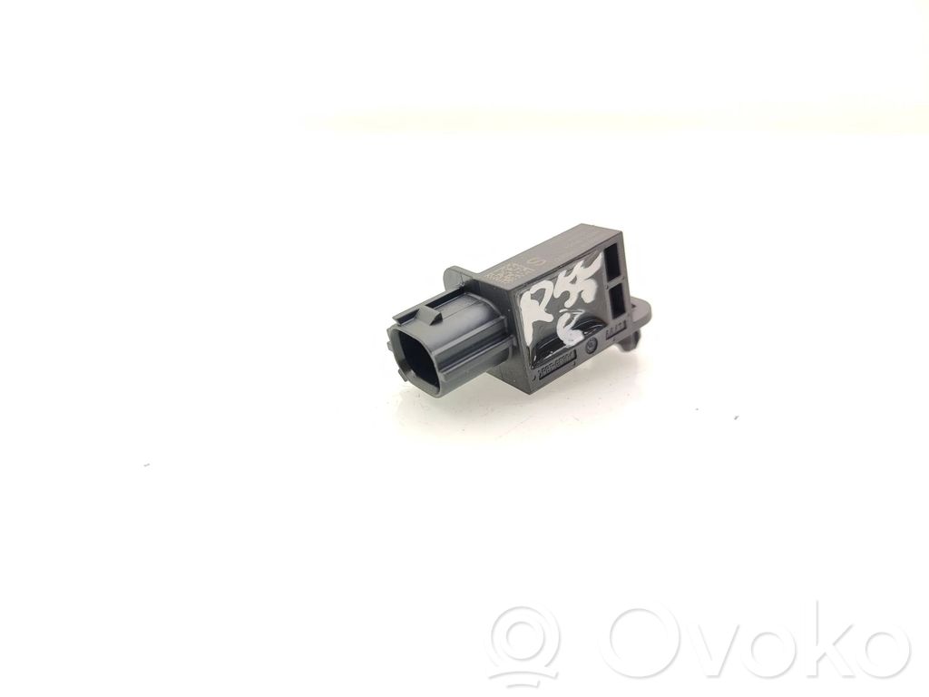 Czujnik uderzenia Airbag   988303RA0A,01192014,NA3RA141190000