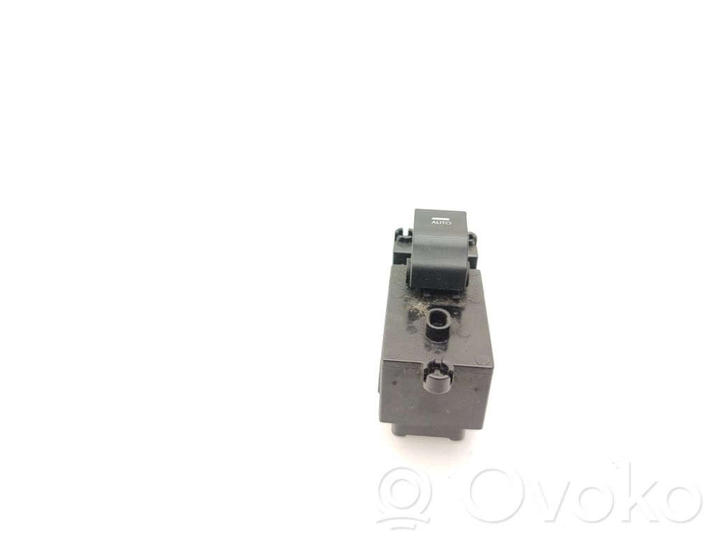 Hyundai i40 Electric window control switch 