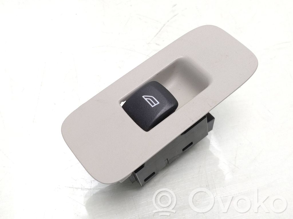 Volvo V40 Electric window control switch 