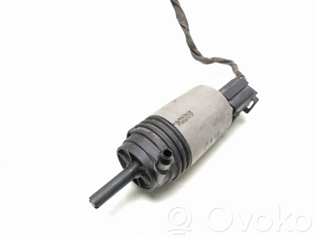 BMW 5 E60 E61 Windscreen/windshield washer pump 