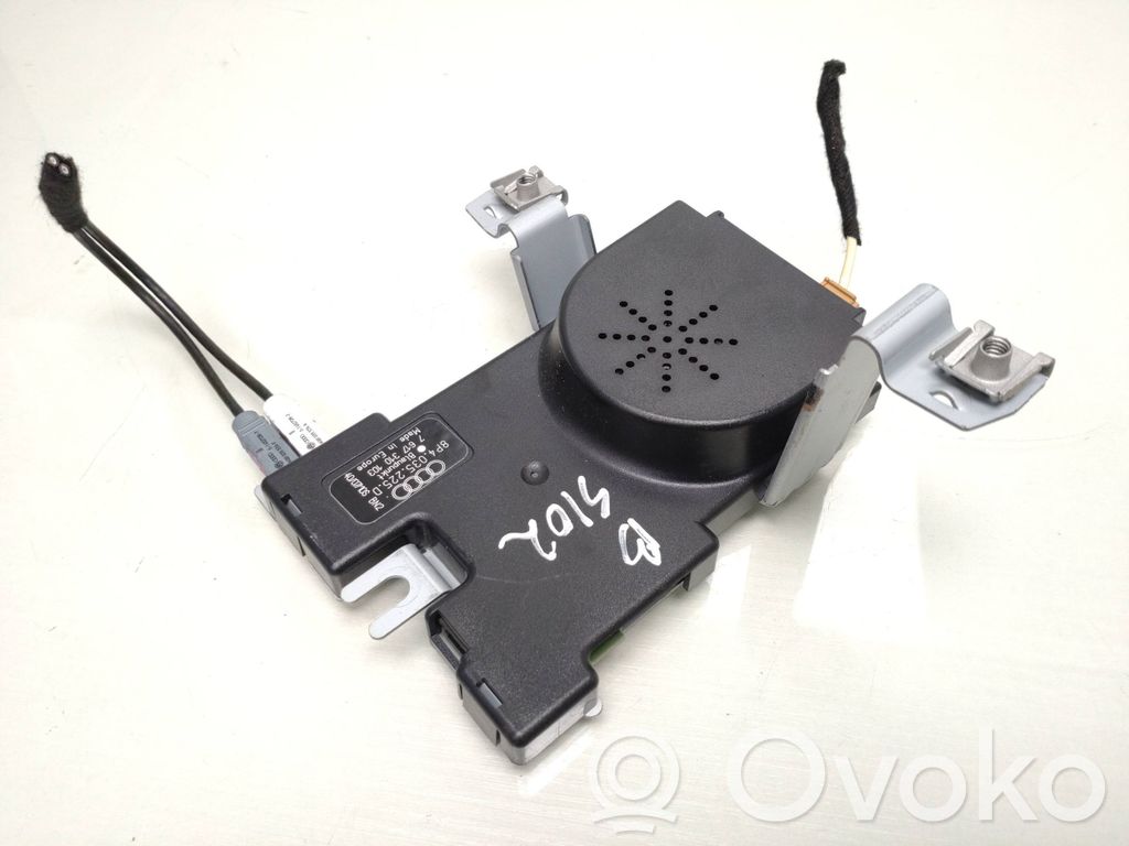 Audi A3 S3 8P Aerial antenna amplifier 