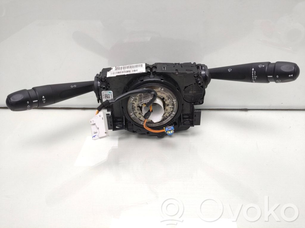 Peugeot 308 Wiper turn signal indicator stalk/switch 