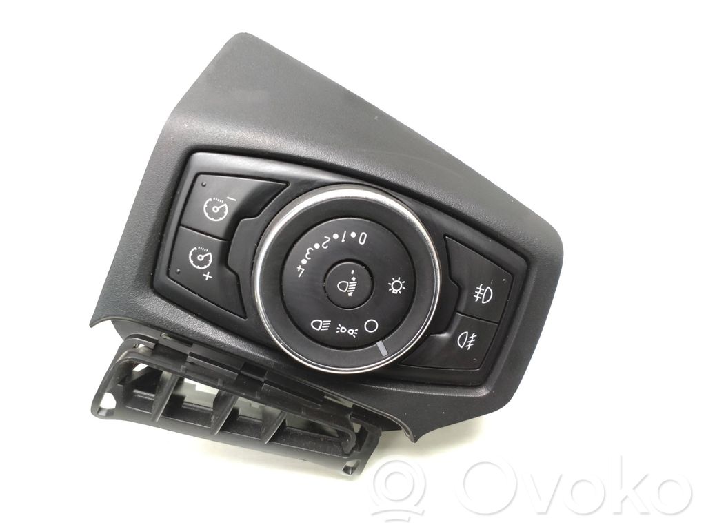 Ford Focus Light switch 
