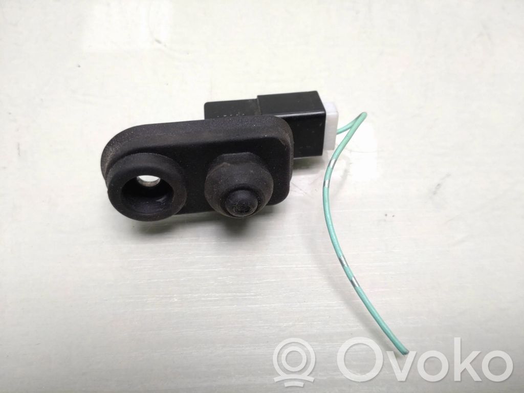 Mitsubishi ASX Front door sensor 